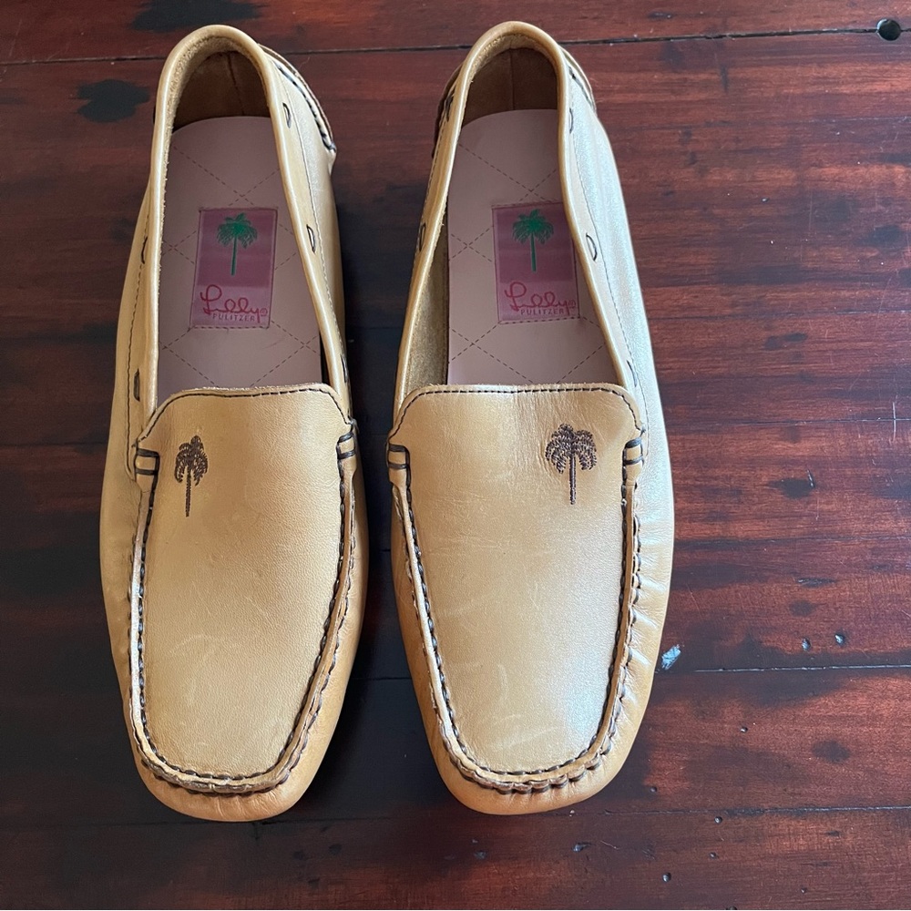 Lilly Pulitzer Driving Mocs Loafers Tan 7.5
